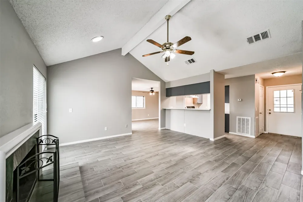 1613 Brook Meadow Drive La Porte, TX 77571