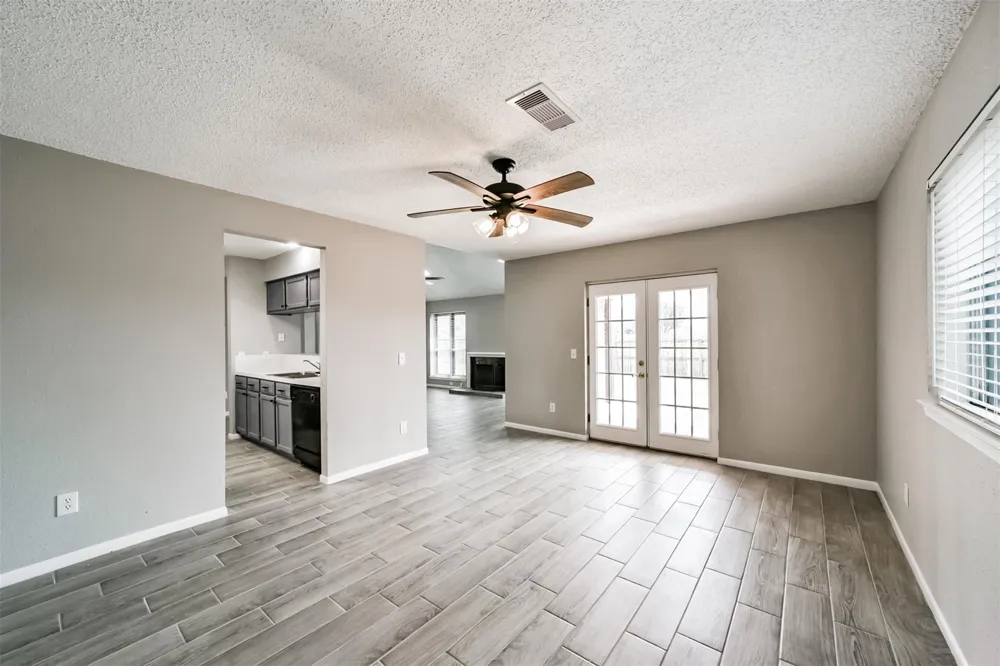 1613 Brook Meadow Drive La Porte, TX 77571