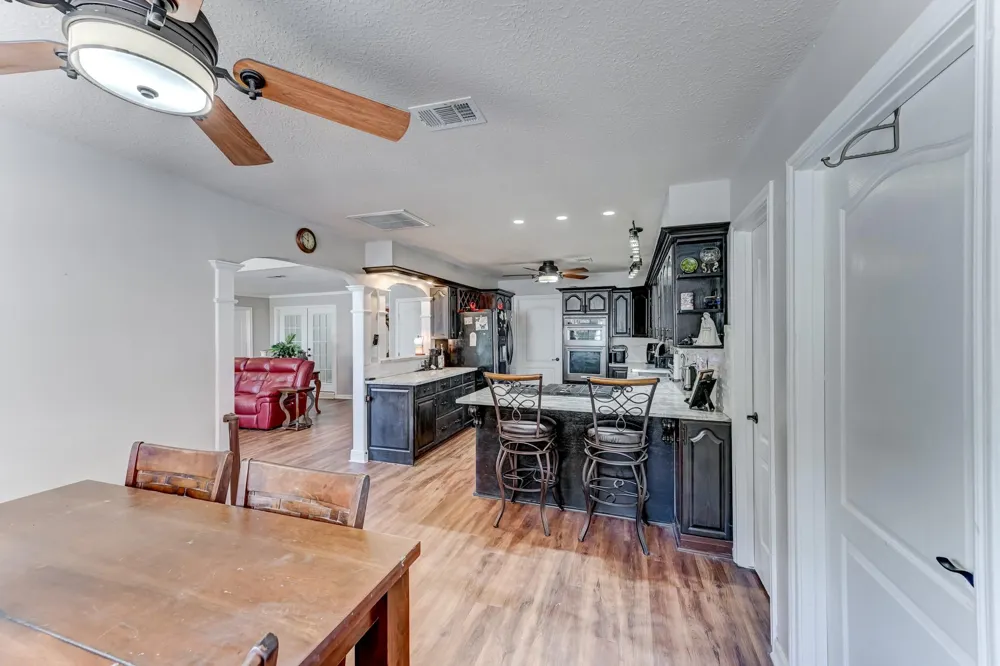16310 Acapulco Drive Jersey Village, TX 77040