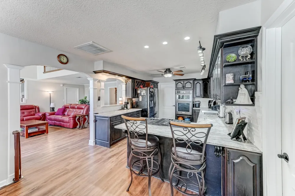 16310 Acapulco Drive Jersey Village, TX 77040