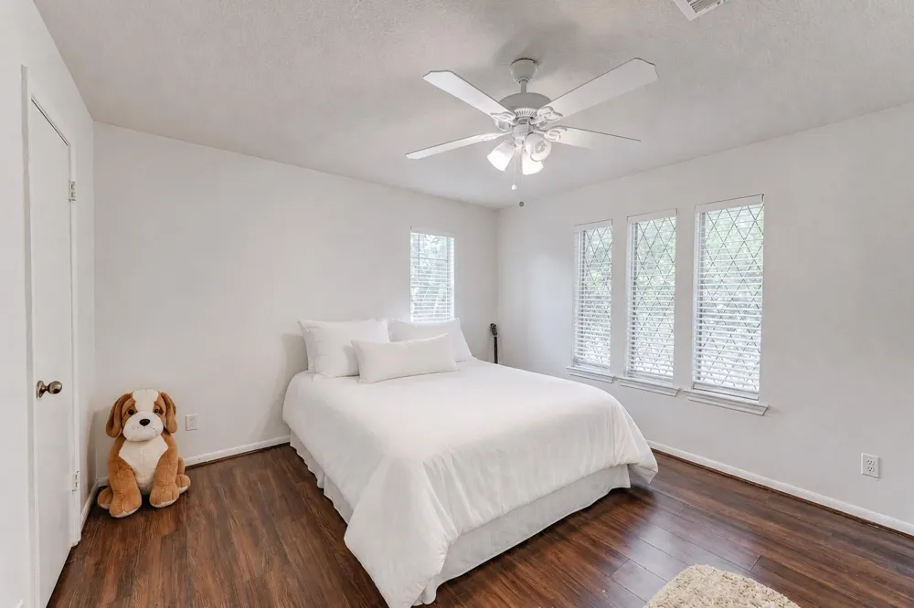 16310 Acapulco Drive Jersey Village, TX 77040