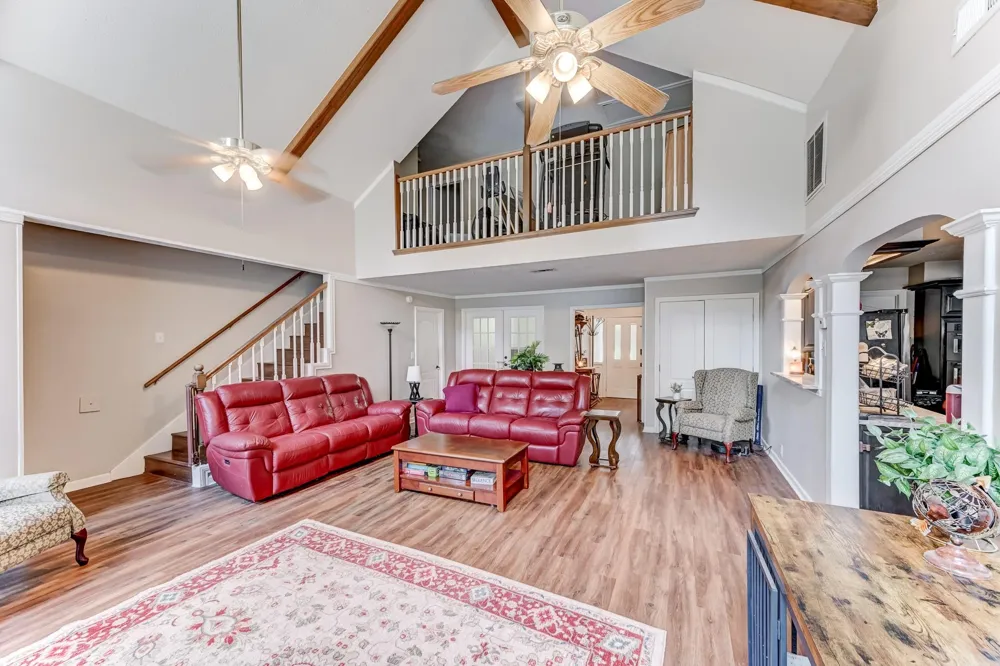 16310 Acapulco Drive Jersey Village, TX 77040