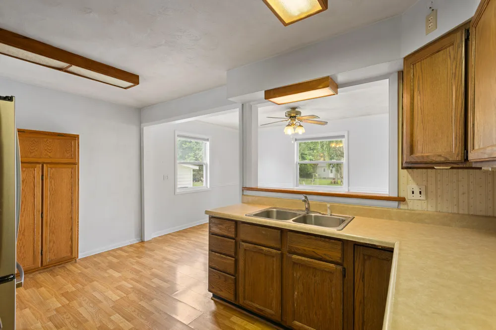 402 Seneca Street Tecumseh, MI 49286