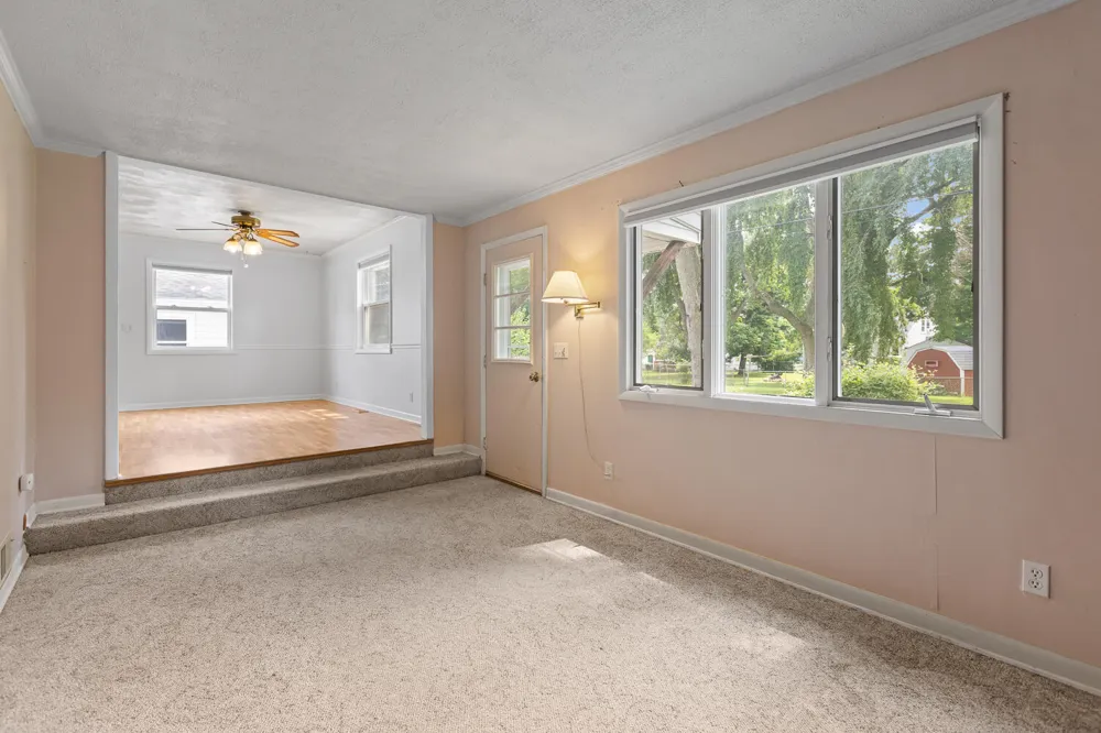 402 Seneca Street Tecumseh, MI 49286