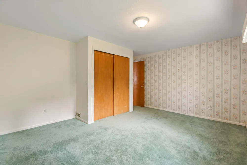 402 Seneca Street Tecumseh, MI 49286
