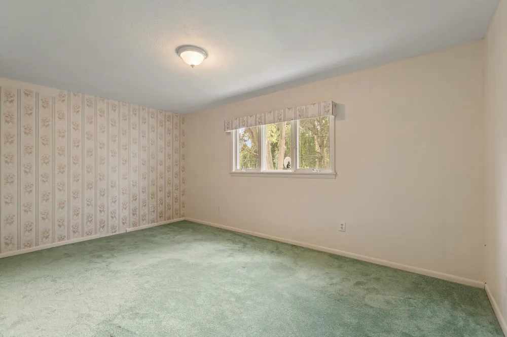 402 Seneca Street Tecumseh, MI 49286
