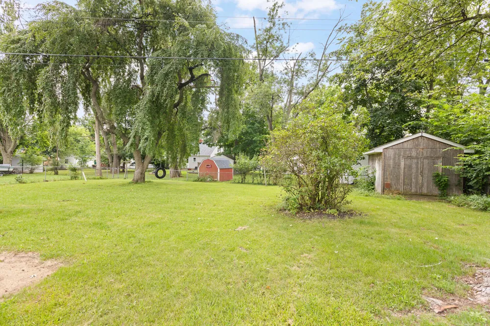402 Seneca Street Tecumseh, MI 49286