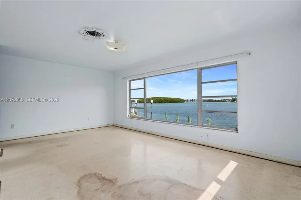 216 SW Cabana Point Cir Stuart, FL 34994
