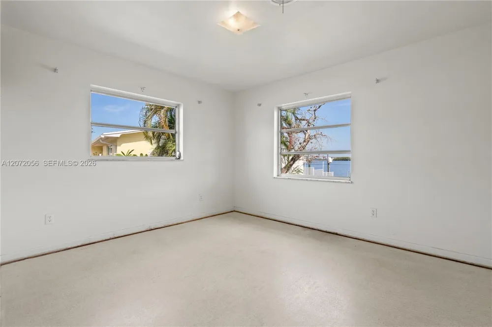 216 SW Cabana Point Cir Stuart, FL 34994
