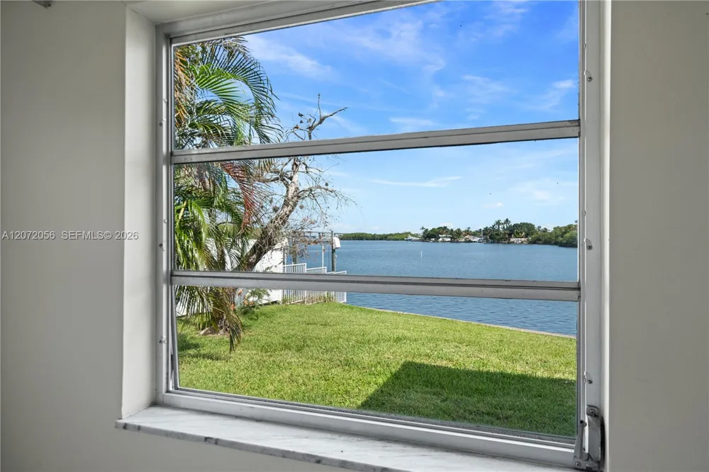 216 SW Cabana Point Cir Stuart, FL 34994