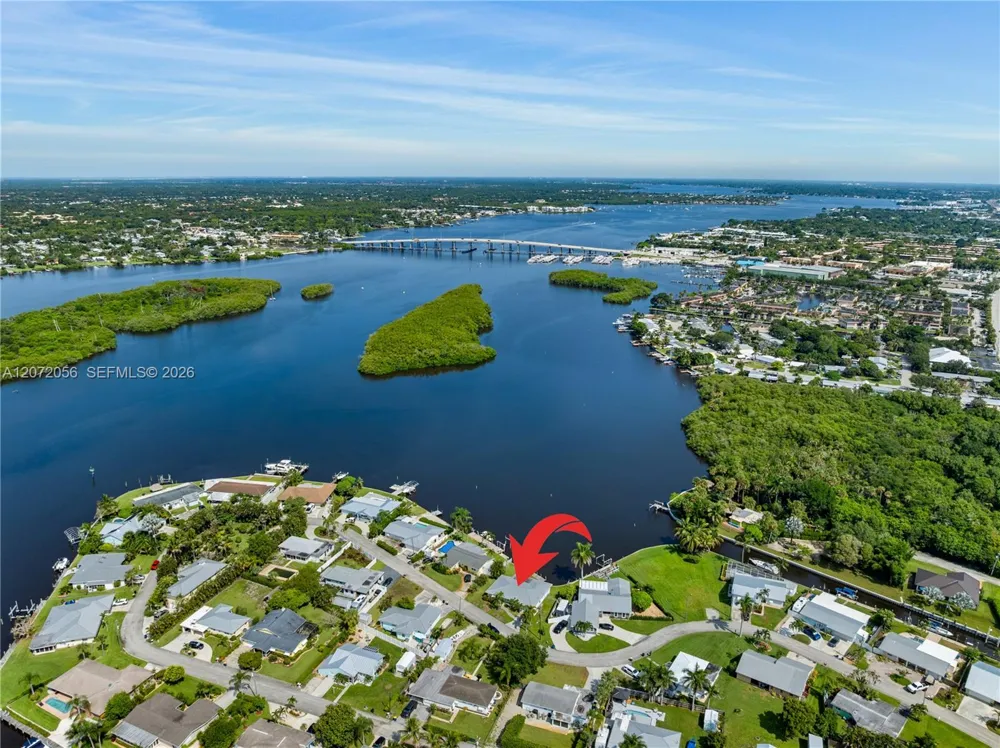 216 SW Cabana Point Cir Stuart, FL 34994