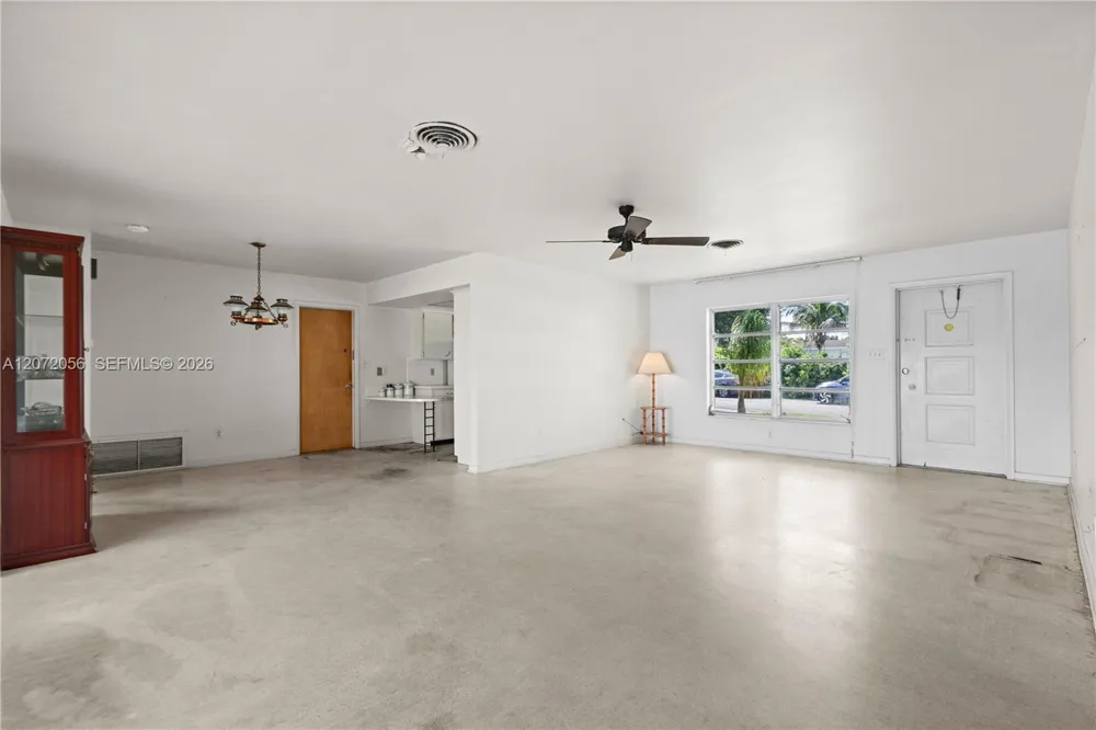 216 SW Cabana Point Cir Stuart, FL 34994