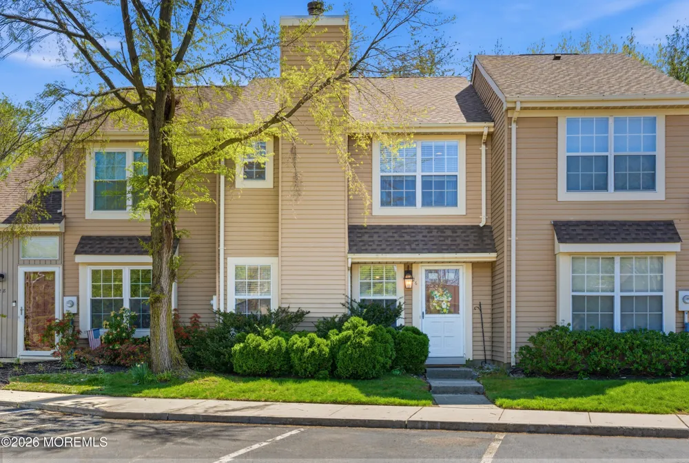 26 Alameda Court Eatontown, NJ 07724