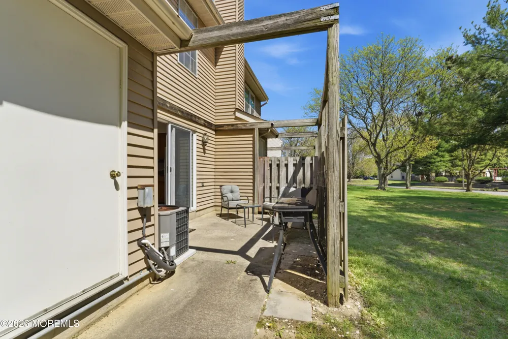 26 Alameda Court Eatontown, NJ 07724