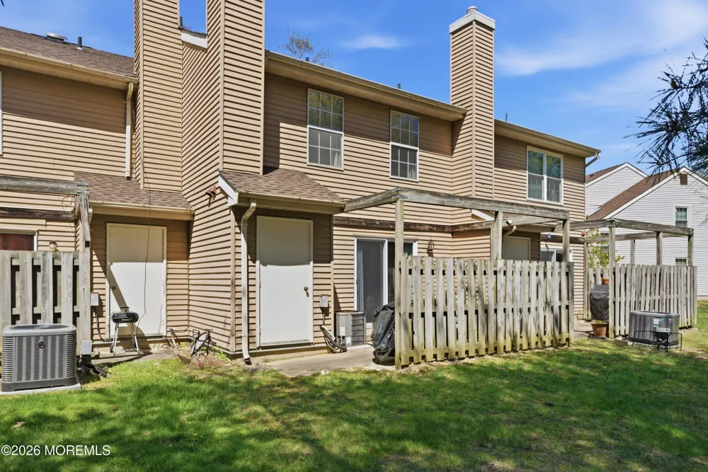 26 Alameda Court Eatontown, NJ 07724