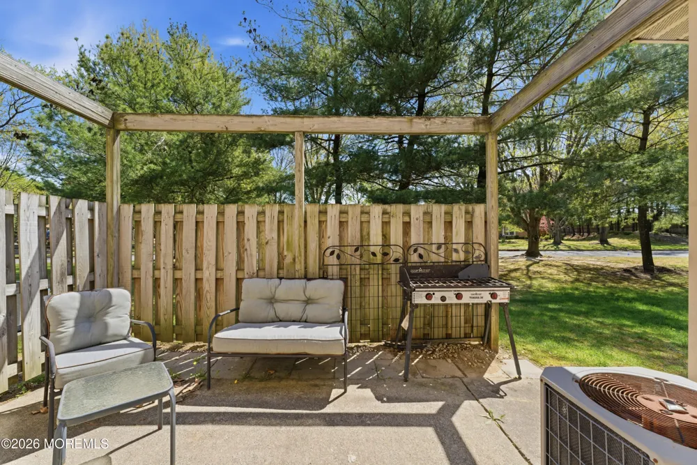 26 Alameda Court Eatontown, NJ 07724