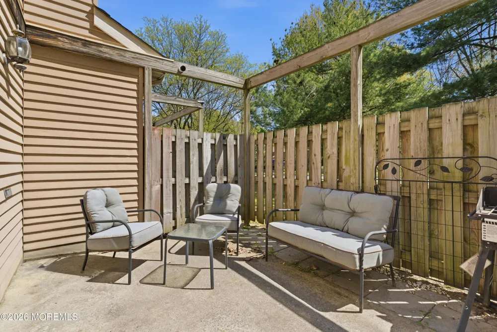 26 Alameda Court Eatontown, NJ 07724