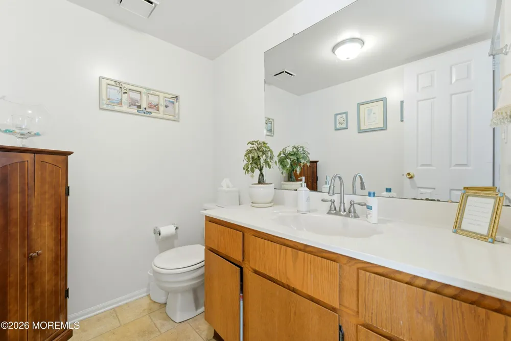 26 Alameda Court Eatontown, NJ 07724