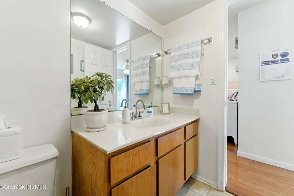 26 Alameda Court Eatontown, NJ 07724