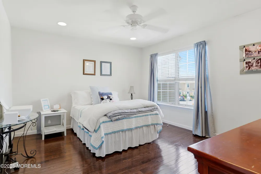 26 Alameda Court Eatontown, NJ 07724