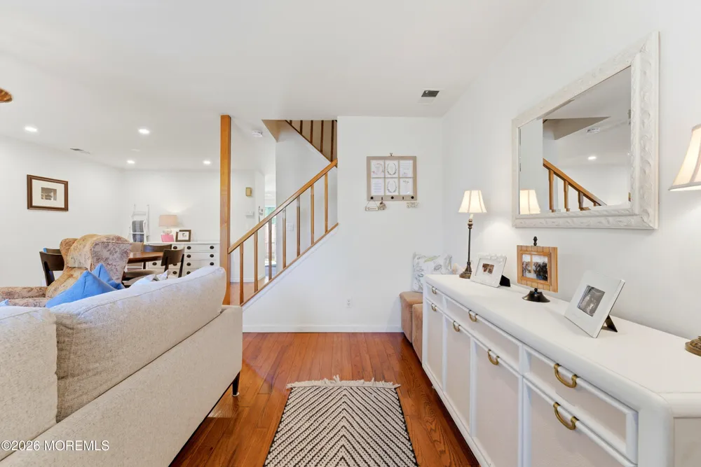 26 Alameda Court Eatontown, NJ 07724