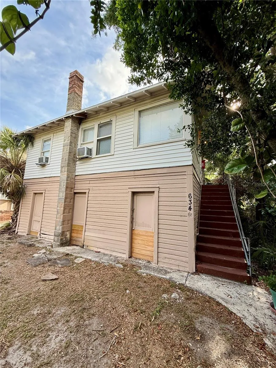 634 14TH STREET #1/2 St Petersburg, FL 33705