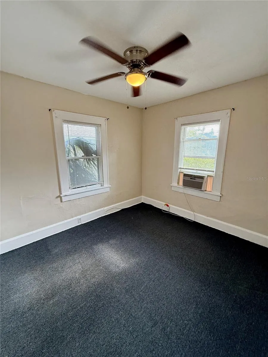 634 14TH STREET #1/2 St Petersburg, FL 33705