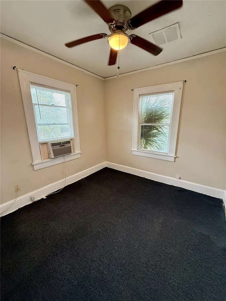 634 14TH STREET #1/2 St Petersburg, FL 33705