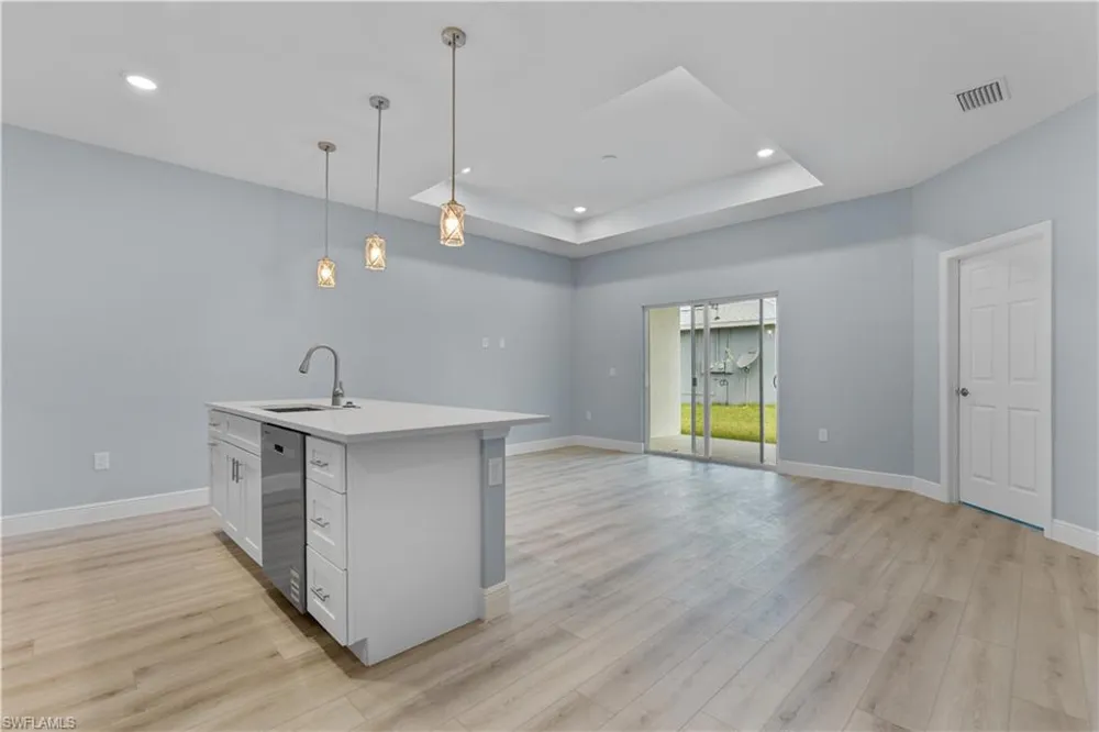 702 Broadway Avenue Lehigh Acres, FL 33972