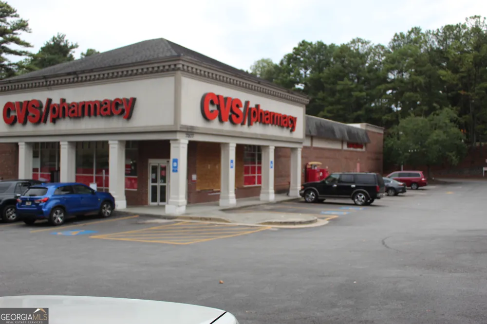 441 N Deshong RD Stone Mountain, GA 30087