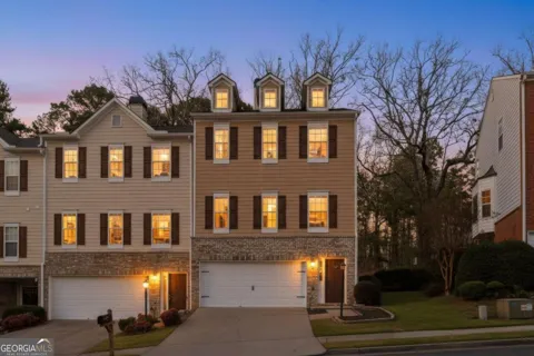460 Eagle Tiff DR