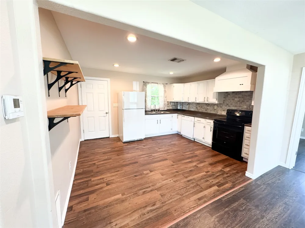 434 Woodlawn Street Sulphur Springs, TX 75482