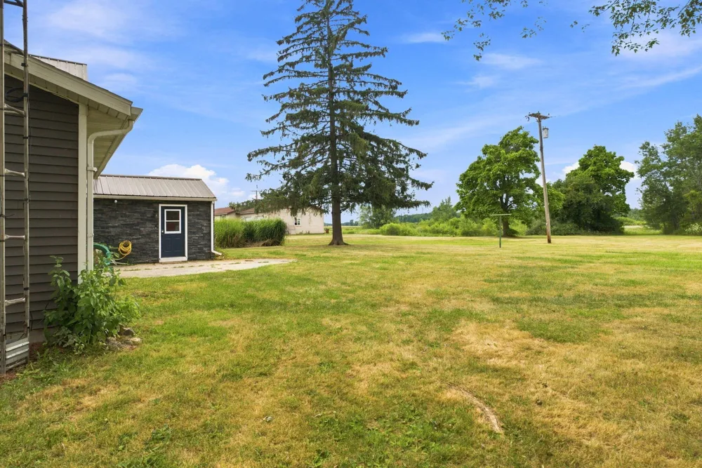 3951 Van Dyke Road Decker, MI 48426