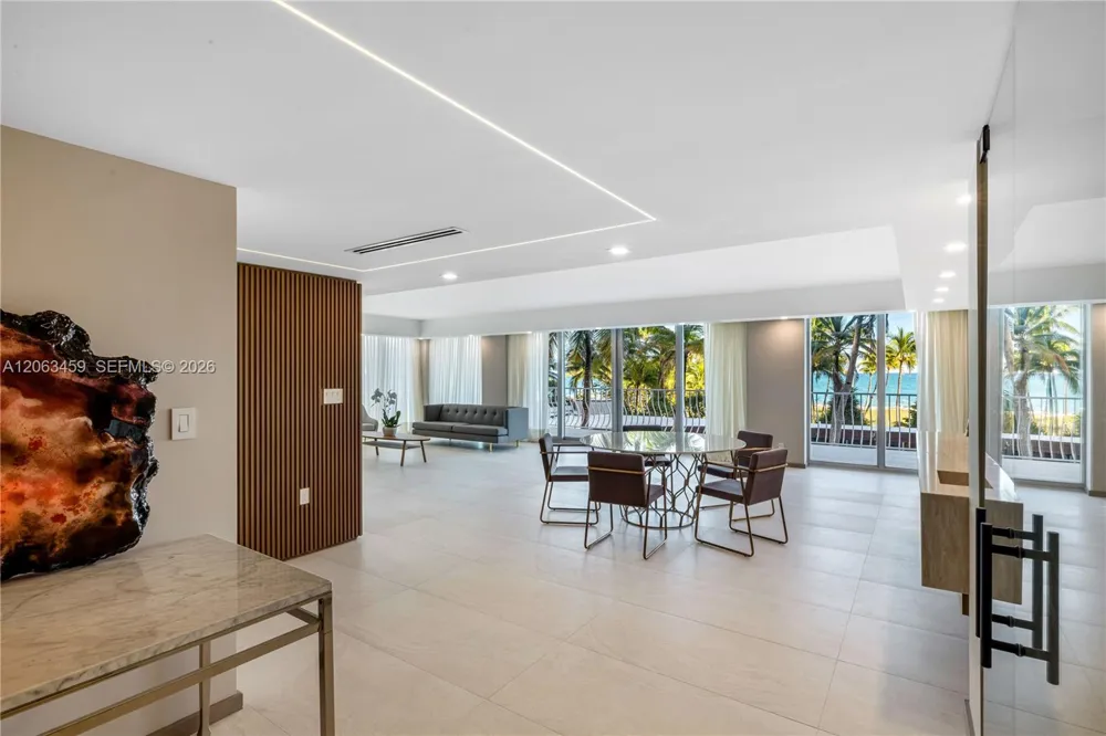 10155 Collins Ave #202 Bal Harbour, FL 33154