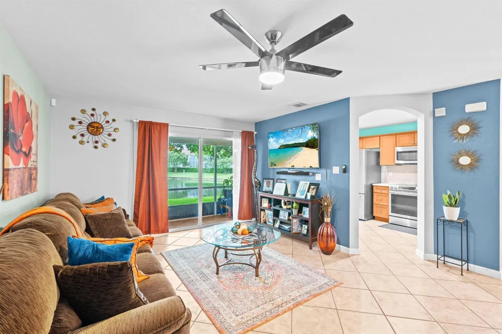 6107 Sandy Bank Terrace Riviera Beach, FL 33407