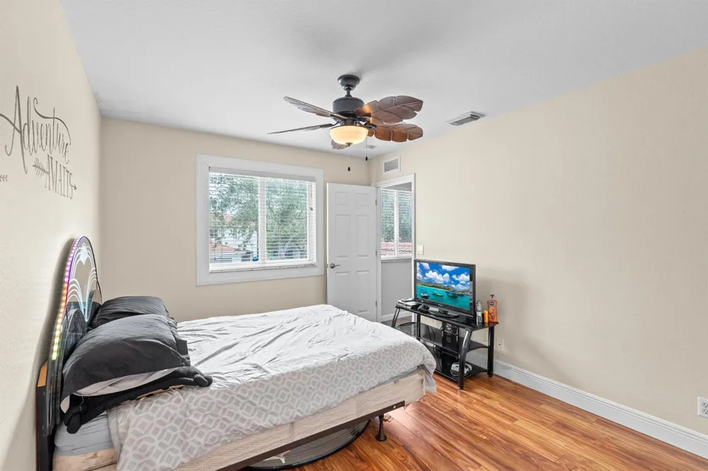 6107 Sandy Bank Terrace Riviera Beach, FL 33407