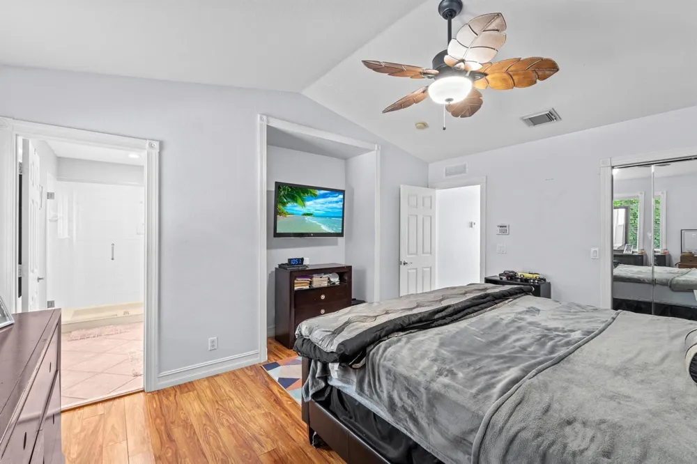 6107 Sandy Bank Terrace Riviera Beach, FL 33407