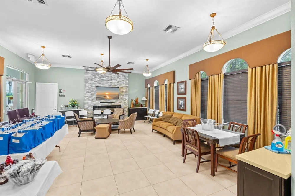 6107 Sandy Bank Terrace Riviera Beach, FL 33407
