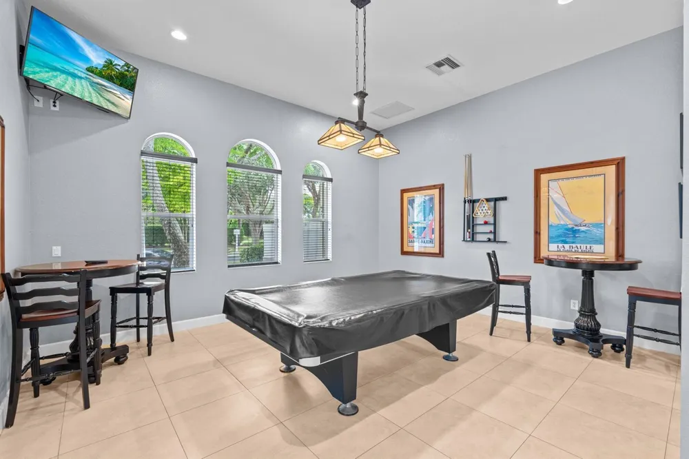 6107 Sandy Bank Terrace Riviera Beach, FL 33407
