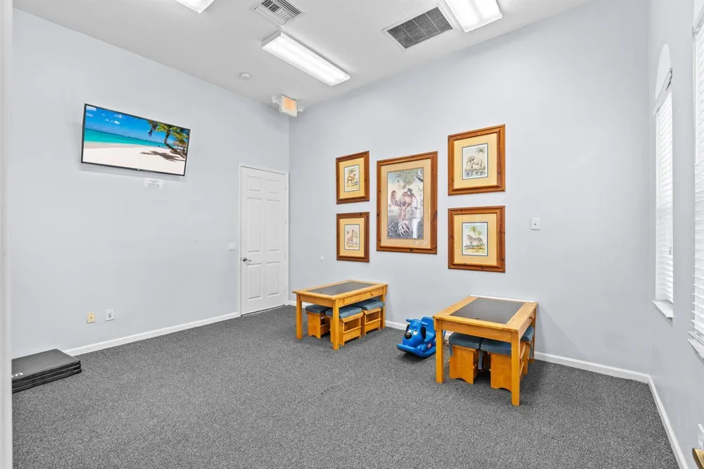 6107 Sandy Bank Terrace Riviera Beach, FL 33407