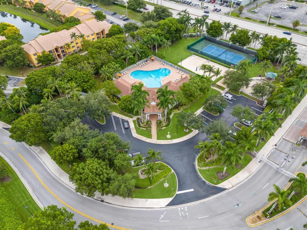 6107 Sandy Bank Terrace Riviera Beach, FL 33407