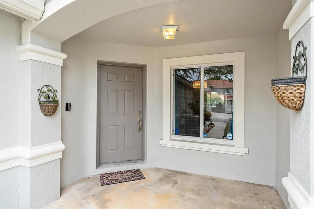 6107 Sandy Bank Terrace Riviera Beach, FL 33407