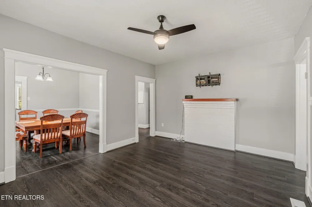 7030 Tazewell Pike Corryton, TN 37721