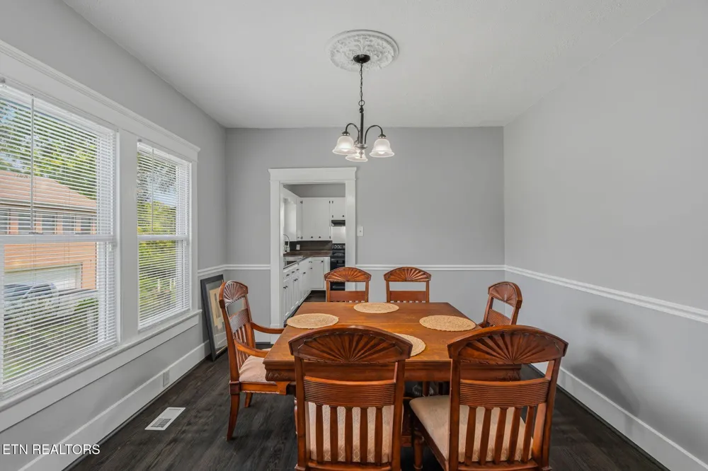 7030 Tazewell Pike Corryton, TN 37721
