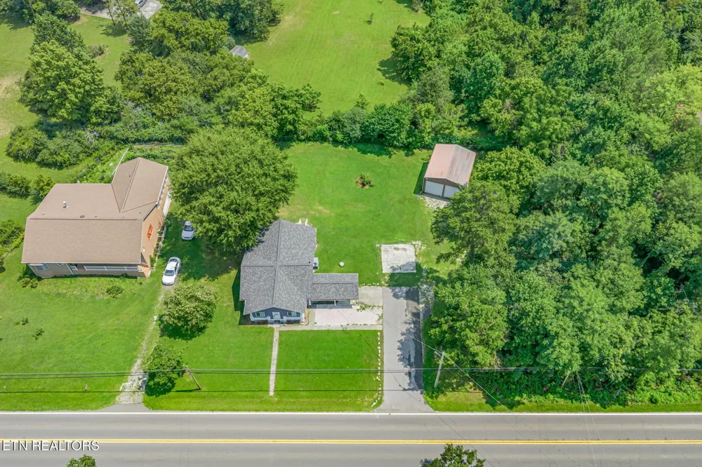7030 Tazewell Pike Corryton, TN 37721