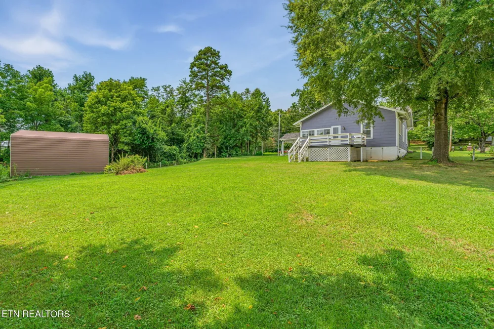 7030 Tazewell Pike Corryton, TN 37721