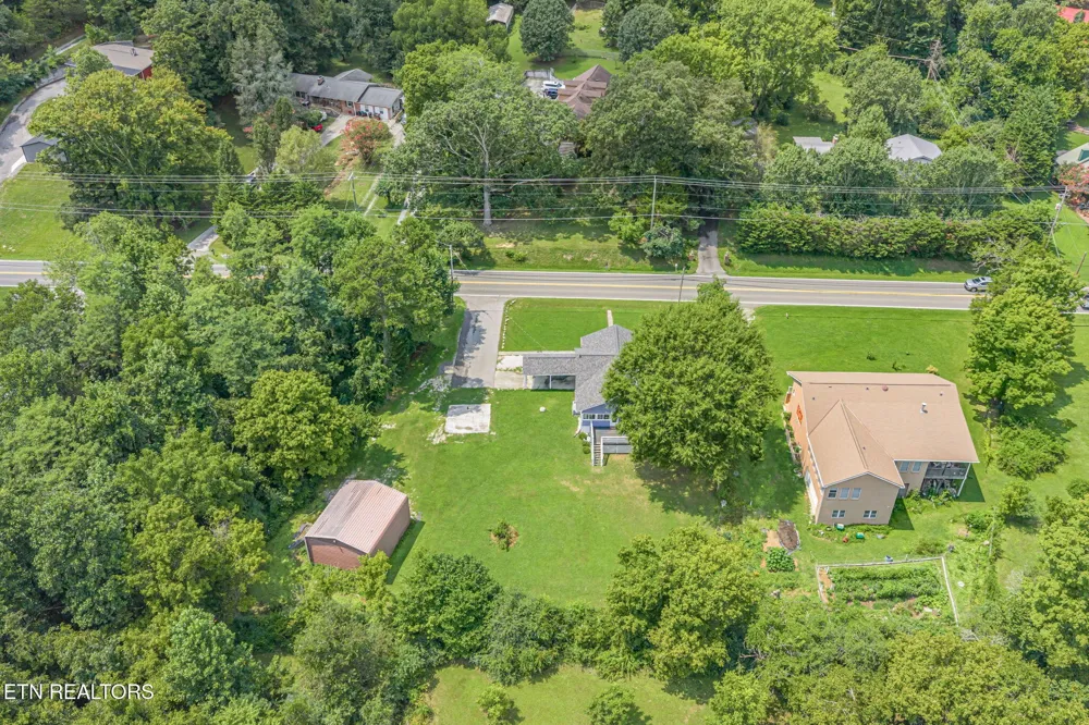 7030 Tazewell Pike Corryton, TN 37721