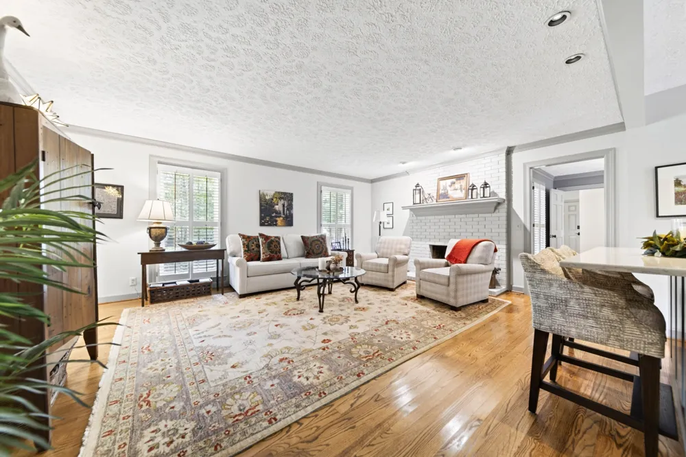 208 Hidden Lake Rd Hendersonville, TN 37075