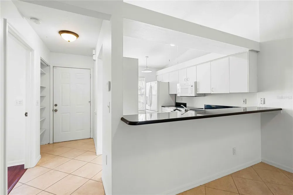 630 JEFFERSON AVENUE #19 Sarasota, FL 34237