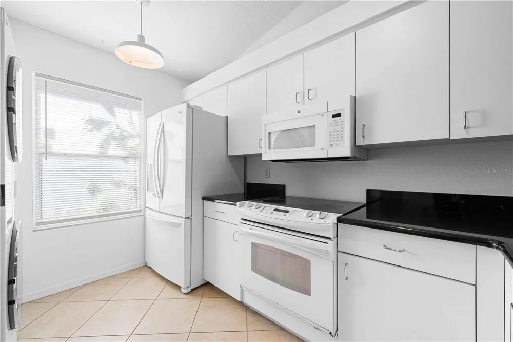 630 JEFFERSON AVENUE #19 Sarasota, FL 34237